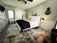 Pecan Tree Inn