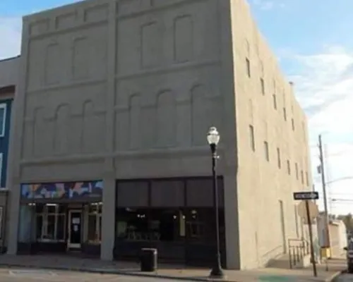 卡梅倫套房 克林頓縣酒店