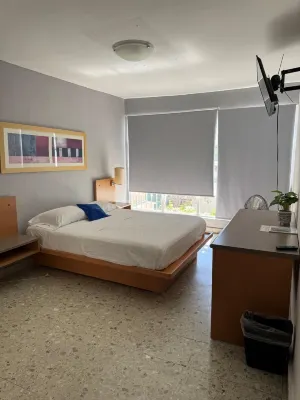 Hotel Queretaro Отели в г. 
