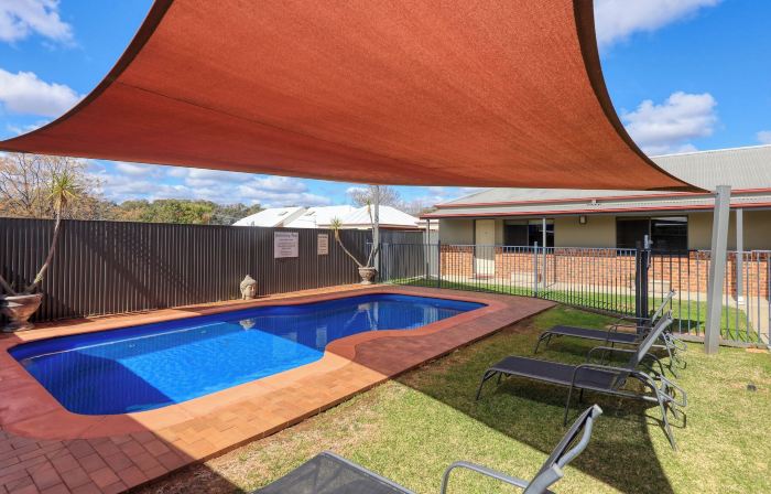 The Saltbush Motor Inn