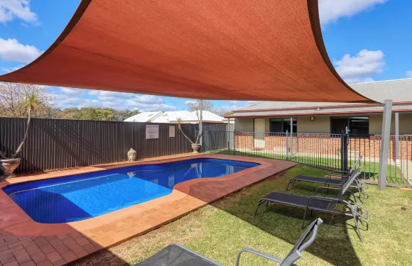 紹布什汽車旅館