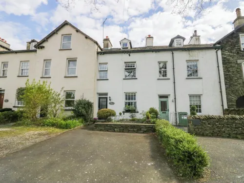 Acorn Cottage - 2-Star
