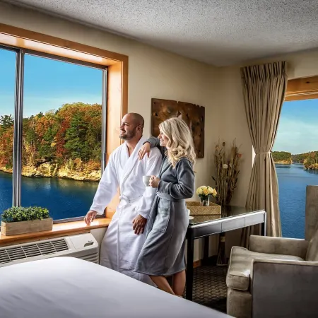 Natura Vue Resort & Boathouse