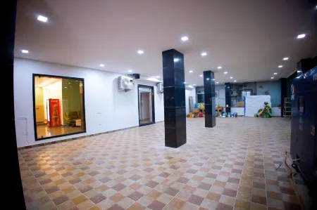 THE LOTUS PARK Отели рядом с достопримечательностью «Sri Mukeshwara Swamy Temple, Sri Kalahasti»