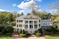 Inn at Willow Grove Hotels in Orange