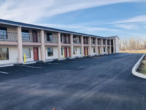 Bel Air Motel Отели в г. 