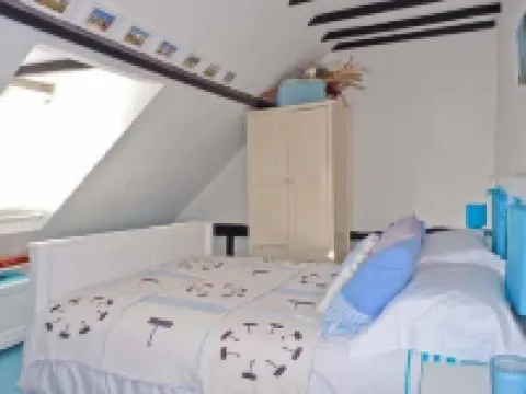 Little Thatch Hotels near Walton-on-the-Naze