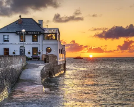 The Royal George Hotels in Appledore