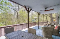 Charming Cottage: Steps to Lake Wandawega! - 2-Star