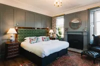 Coorie Inn Restaurant and Rooms Hôtels à : Crieff
