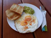 Noah Boutique Hostels Medellin - พร้อมอาหารเช้า