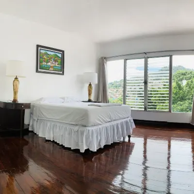 Palmira Hostel Hotels near Toncontin International Airport