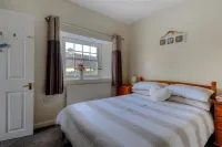 1 New Inn Corner Hotels in Combpyne Rousdon