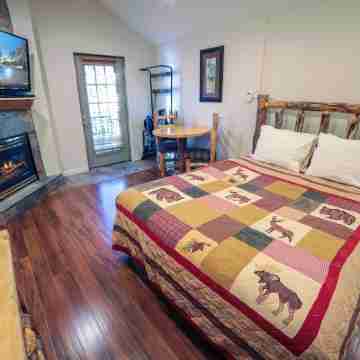 Fawn Valley Inn- 296 Apts Rooms