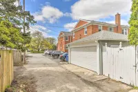 Spacious Oak Park Home, 11 Mi to Downtown Chicago! - 3 stjerner
