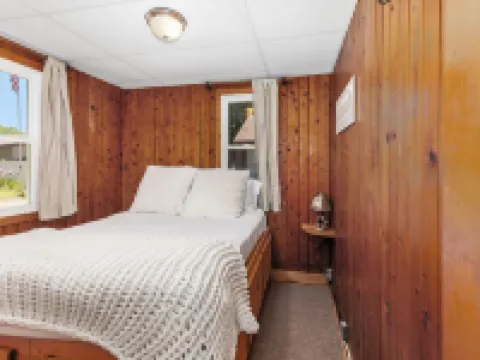 Chippewa Bluffs Resort Hotels in Mecosta County