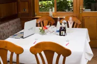 Hotel Hirsch Hotels in Kehl