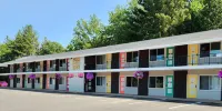 Cedar Motor Inn Hotels in Marquette Township