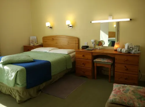 River Hotel