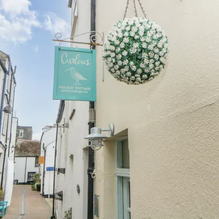 Curlews Cottage Отели в г. Лоо