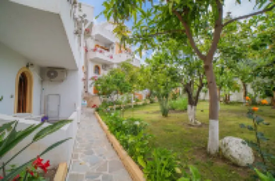 Kastro Studios Apartments