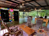 Casa Pura Vida Surf Hostel - Tamarindo Costa Rica Hotels in Tamarindo