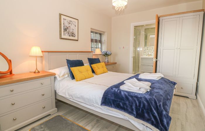 Holly Cottage