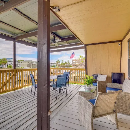 Hernando Beach Waterfront Home w/ Boat Dock & Deck