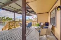 Hernando Beach Waterfront Home w/ Boat Dock & Deck - Homestays