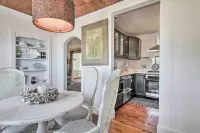 Chincoteague Island Cottage ~ 2 Mi to Beaches - Landsted