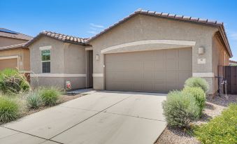 Quiet Tucson Vacation Home: 12 Mi to Downtown!
