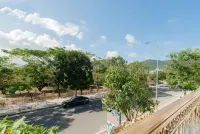 West Lake Hotel - Near Bai Dai Beach Các khách sạn ở Cam Lâm