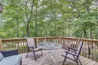 Pools, Lake, AC, Tiki Bar, Skiing: Delaware River - Pet-friendly