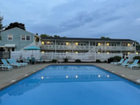 The Escape Inn Hotels in Barnstable County