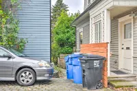 2 Mi to Capitol Hill and Lumen Field! Seattle Escape