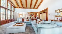 Obsidian 7 Deluxe 5000 sq ft House, Private Jacuzzi and Movie Theater, Close to Eagle by RedAwning - Pools