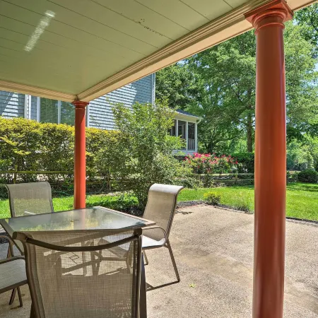 Waterfront Annapolis Cottage Fire Pit and Pier