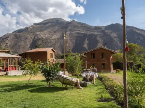 Unuwasi Hotel & Villa