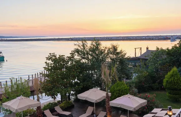 佩爾羅斯套房酒店