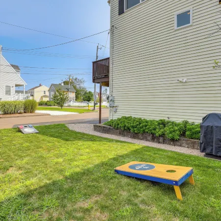 Walk to Beaches: Sunny East Haven Home w/ Yard