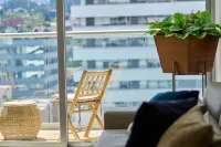 Beautiful apt-balcony in La Carolina 70” QLED TV