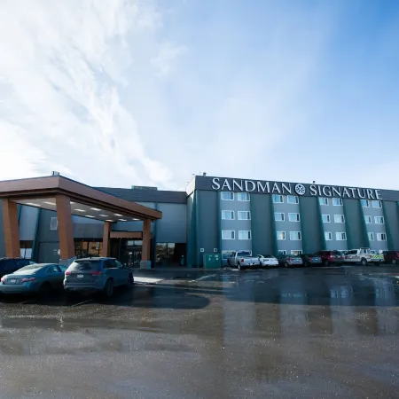 Sandman Signature Lethbridge Lodge