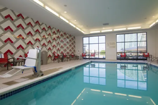 Hampton Inn and Suites Tulsa Downtown