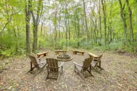 Riverwood South Haven Retreat on 10 Acres - Wifi