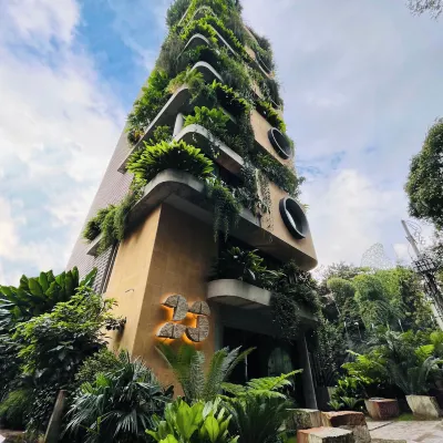 23 Hotel Medellin Hotels near El Poblado