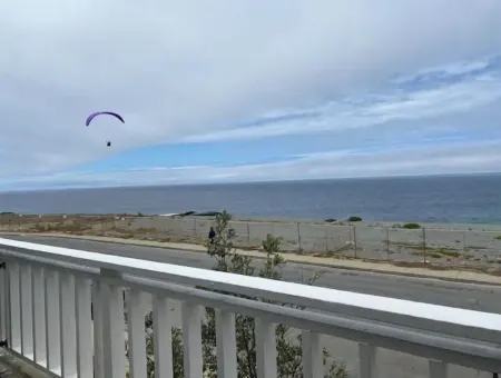 Ocean/Beach Front 🏖🌊w/ Sweeping Oceanviews🌅🐳🪂