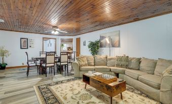 Deck & 2-acre Yard: Quiet Getaway in Crandall!