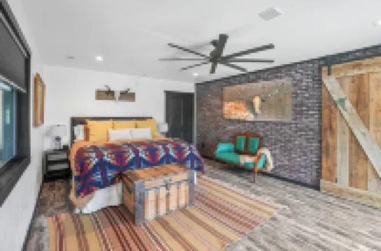 "The Wild Trout" Adventure Awaits! Hotels in Ennis