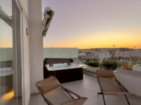 C'Est la VIE Boutik Swieqi Hotels in Swieqi