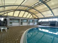 Chuto Plaza Hotel - piscina